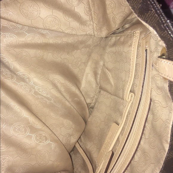 Leather Michael Kors bag - Picture 4 of 6